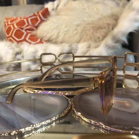 IHKWIP soft lined clarity glasses case (NWT) & Large Tan Translucent Sunglasses - Picture 8 of 10